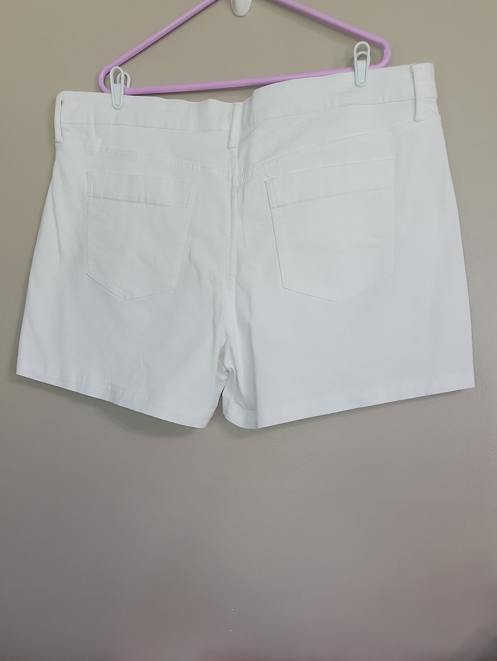 Terra & Sky White Stretch Shorts Size 22W  NWT - Picture 5 of 8
